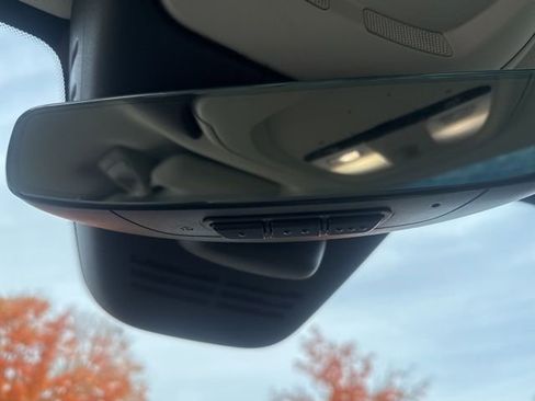 Used 2023 Volvo XC60 T8 Ultimate image 27