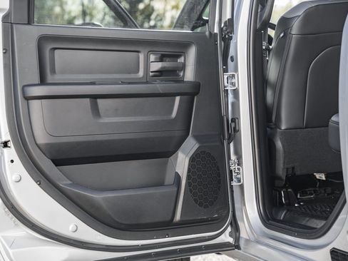 New 2026 RAM 2500 Tradesman w/ Chrome Appearance Group image 34