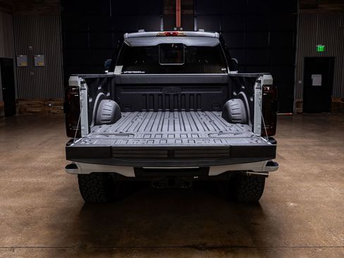 Used 2026 Ford F250 Platinum image 9