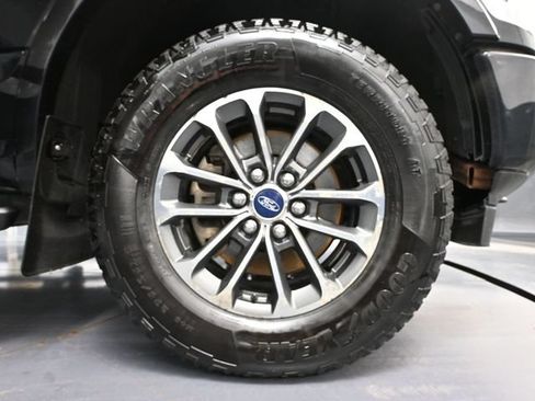 Used 2018 Ford F150 XLT w/ Equipment Group 302A Luxury AWD/4WD image 18