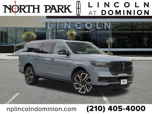 New 2026 Lincoln Navigator L Reserve AWD/4WD image 1