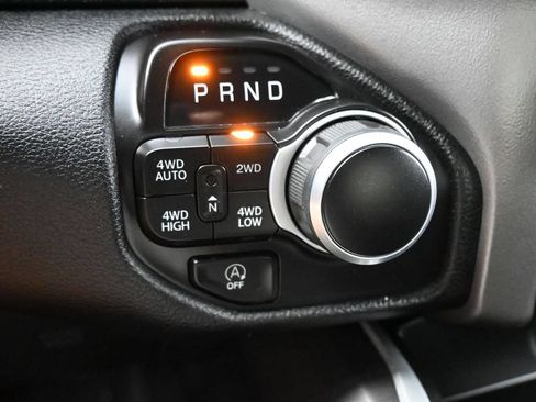 Used 2022 RAM 1500 Big Horn AWD/4WD image 16