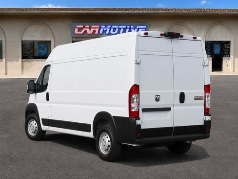 Used 2023 RAM ProMaster 2500 FWD image 4