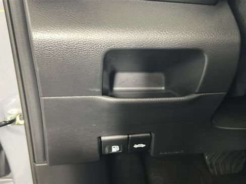 Used 2023 Nissan Kicks SV FWD image 19