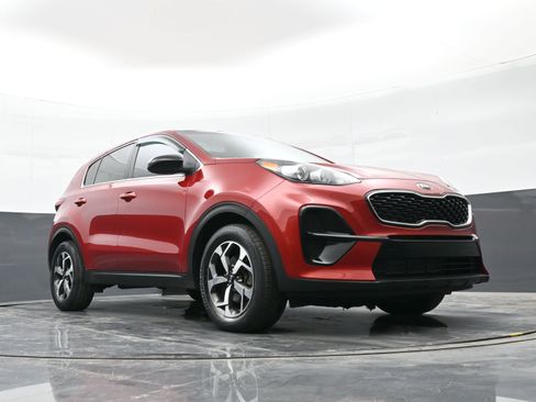 Used 2022 Kia Sportage LX image 38