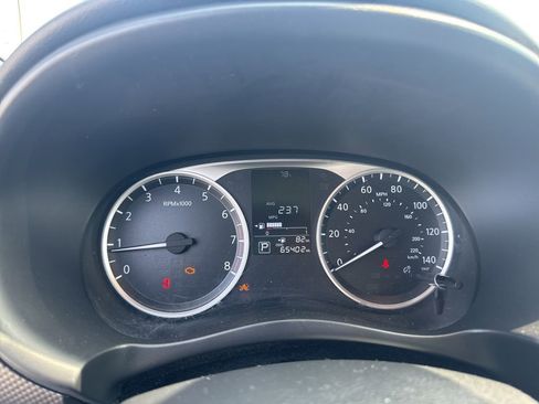 Used 2020 Nissan Kicks S image 9