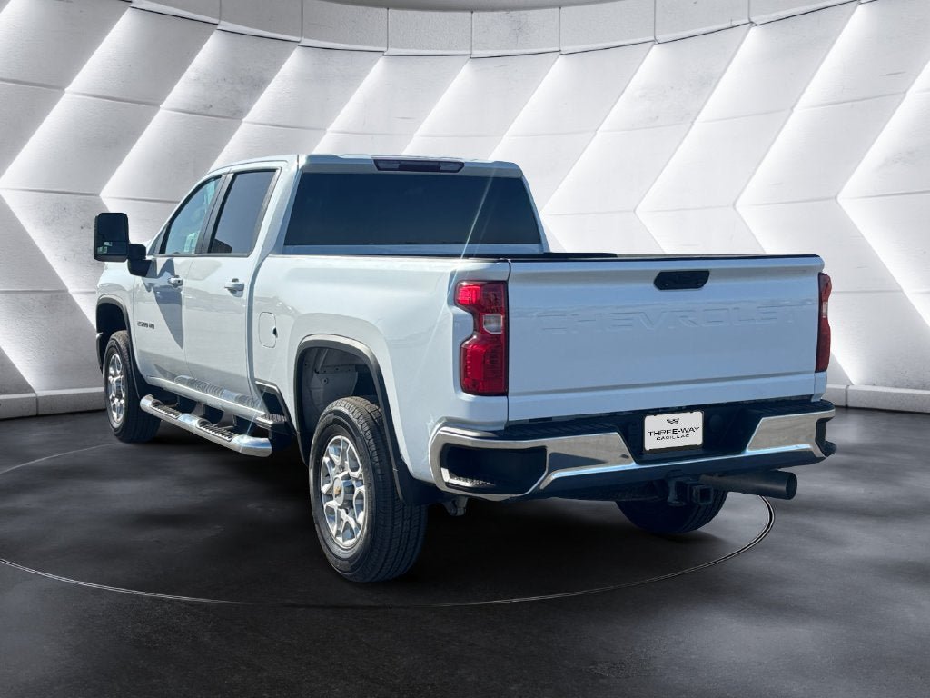 Certified 2024 Chevrolet Silverado 2500 LT w/ Convenience Package AWD/4WD image 3