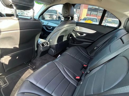Used 2015 Mercedes-Benz C 300 Sedan image 10