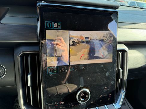 New 2026 GMC Acadia AT4 image 36