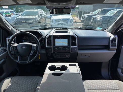 Used 2016 Ford F150 XLT w/ Equipment Group 302A Luxury AWD/4WD image 7