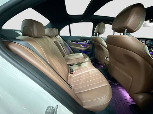 Used 2017 Mercedes-Benz E 300 4MATIC image 27