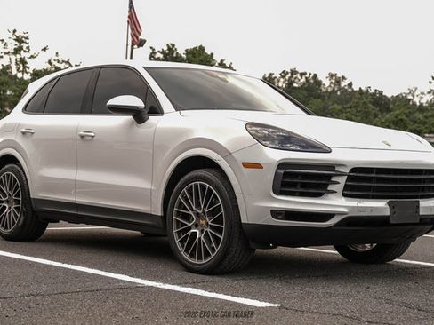 Used 2020 Porsche Cayenne AWD/4WD image 10