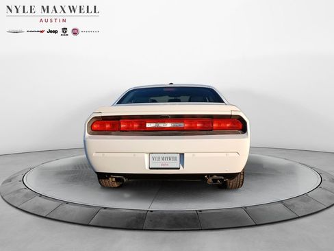 Used 2013 Dodge Challenger R/T RWD image 15