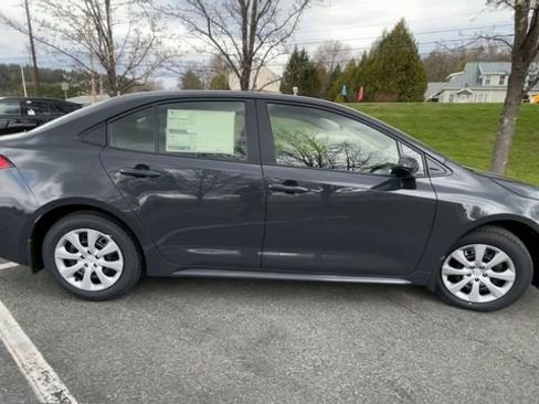 New 2026 Toyota Corolla LE FWD image 9