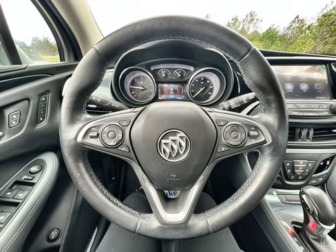 Used 2020 Buick Envision Essence image 11