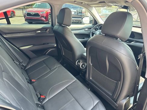 Used 2021 Alfa Romeo Stelvio Sprint w/ Sun & Sound Package AWD/4WD image 31