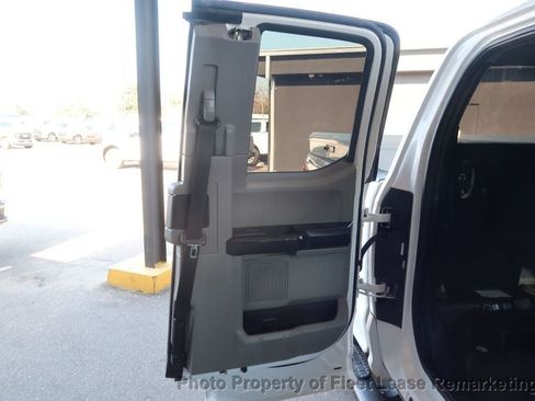 Used 2020 Ford F250 XL w/ Power Equipment Group image 19