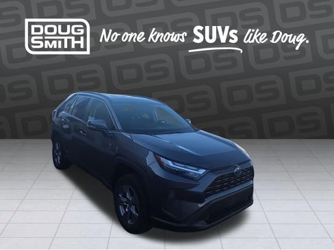 Used 2024 Toyota RAV4 XLE image 7