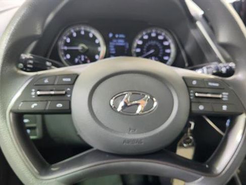 Used 2022 Hyundai Sonata SE image 14