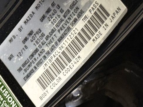 Used 2019 MAZDA MAZDA3 Sedan FWD image 27