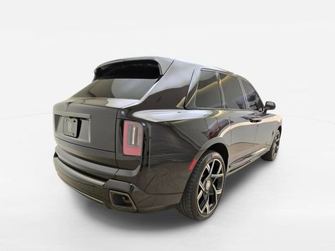 Certified 2025 Rolls-Royce Cullinan Black Badge AWD/4WD image 2