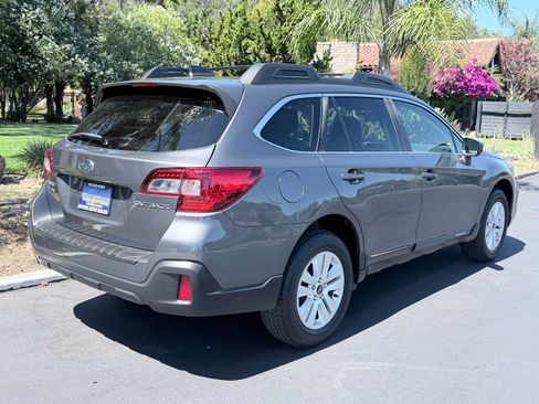 Used 2019 Subaru Outback 2.5i Premium AWD/4WD image 6