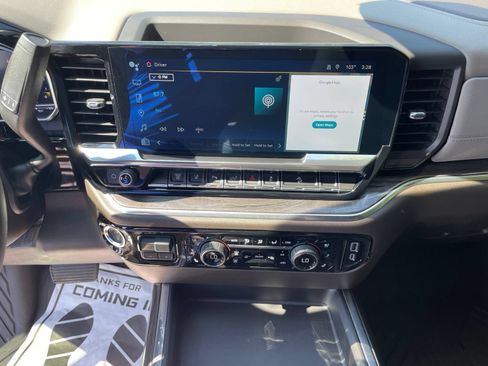 Used 2025 Chevrolet Silverado 2500 LTZ w/ LTZ Convenience Package AWD/4WD image 26