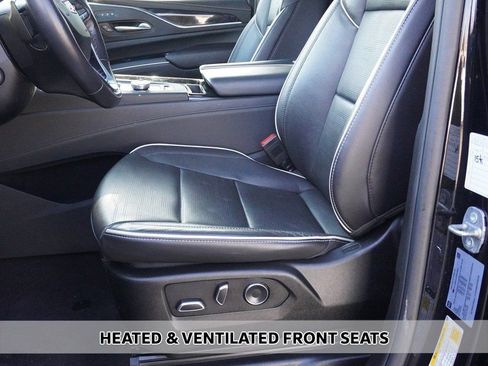 Used 2023 Cadillac Escalade Sport AWD/4WD image 9