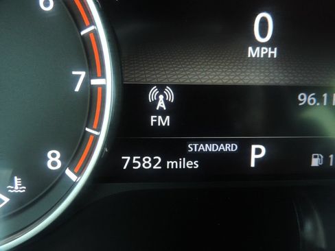 Used 2023 Nissan Rogue SV FWD image 28