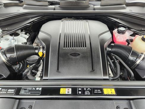 Certified 2025 Land Rover Range Rover Sport Dynamic SE image 27