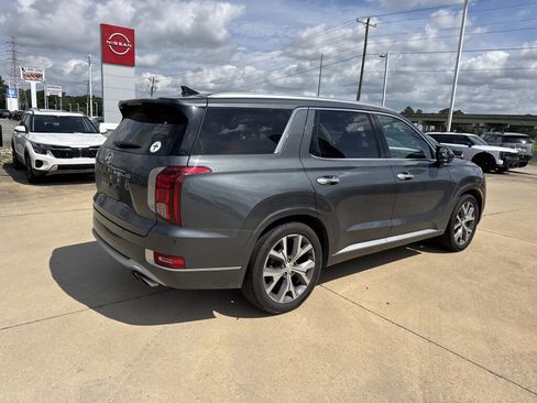 Used 2021 Hyundai Palisade Limited FWD image 16