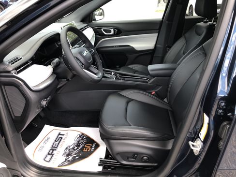 New 2026 Jeep Compass Limited AWD/4WD image 13