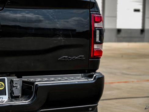 Used 2022 RAM 3500 Laramie w/ Night Edition image 16
