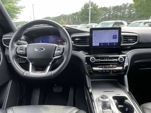 Used 2023 Ford Explorer ST w/ ST Street Pack AWD/4WD image 17