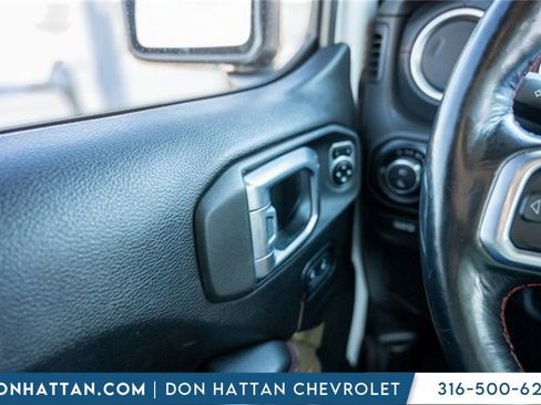 Used 2020 Jeep Gladiator Rubicon image 19