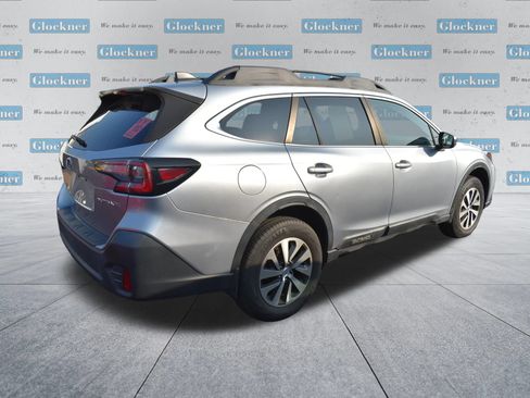 Used 2021 Subaru Outback Premium AWD/4WD image 11