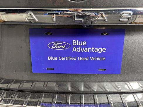 Used 2023 Volkswagen Atlas SE w/ Panoramic Sunroof Package AWD/4WD image 33
