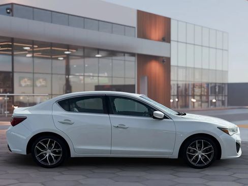 Used 2020 Acura ILX FWD image 11