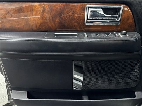 Used 2015 Lincoln Navigator 4WD image 9