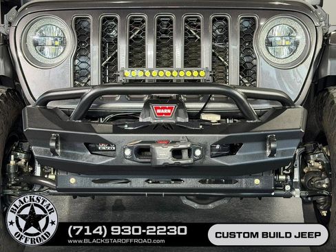 Used 2021 Jeep Gladiator Rubicon AWD/4WD image 4