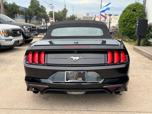 Used 2020 Ford Mustang Premium RWD image 5