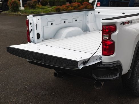 New 2026 Chevrolet Silverado 2500 Custom w/ Custom Value Package AWD/4WD image 14