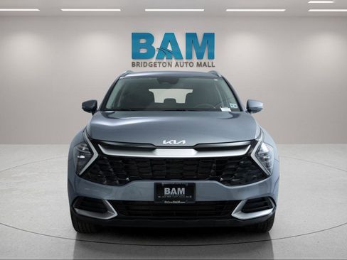 Used 2024 Kia Sportage EX AWD/4WD image 2