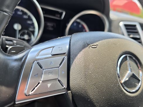 Used 2015 Mercedes-Benz GL 450 4MATIC w/ Appearance Package image 45