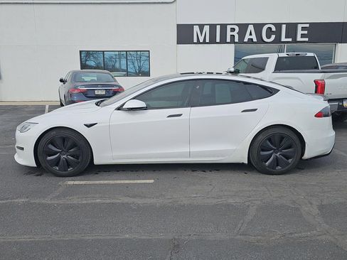 Used 2022 Tesla Model S image 5