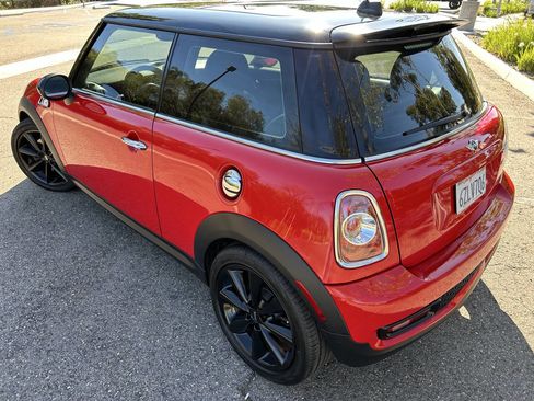 Used 2013 MINI Cooper S image 3