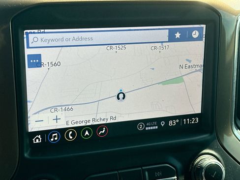 Used 2022 Chevrolet Silverado 2500 High Country w/ Z71 Off-Road Package image 18