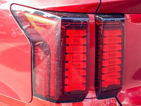 Used 2022 Kia Sorento S w/ Panoramic Sunroof Package image 8