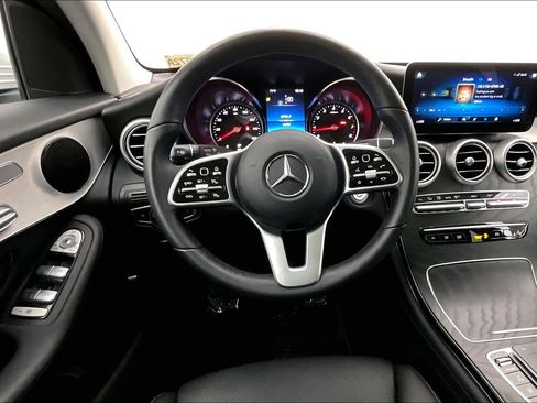 Certified 2022 Mercedes-Benz GLC 300 image 4