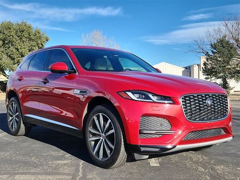 Used 2023 Jaguar F-PACE S image 2